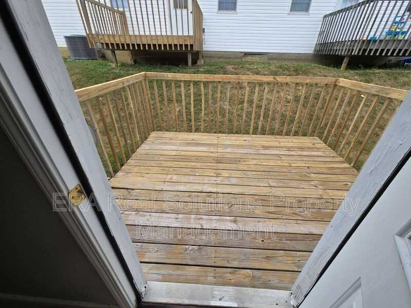 1062 N West St - Photo 7 of 16