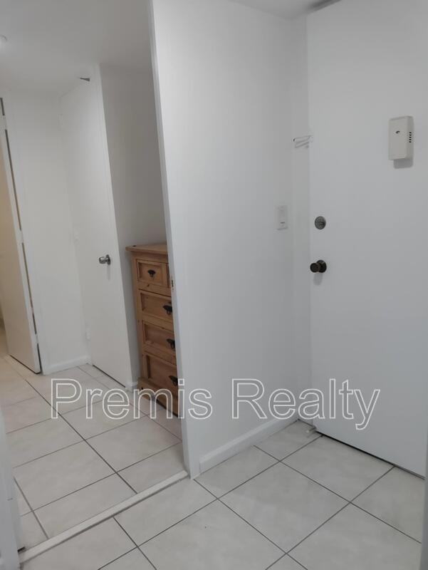 880 Mandalay Ave Apt N203 - Photo 2 of 22