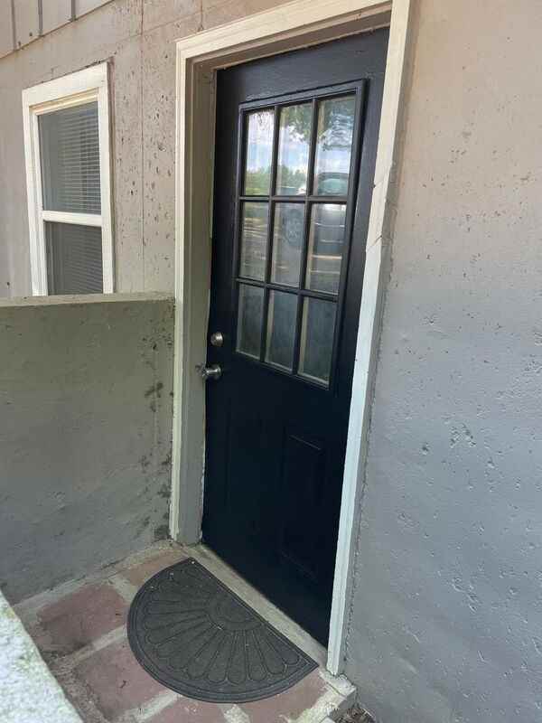 225 Se 121st Rd #4 - Photo 3 of 13