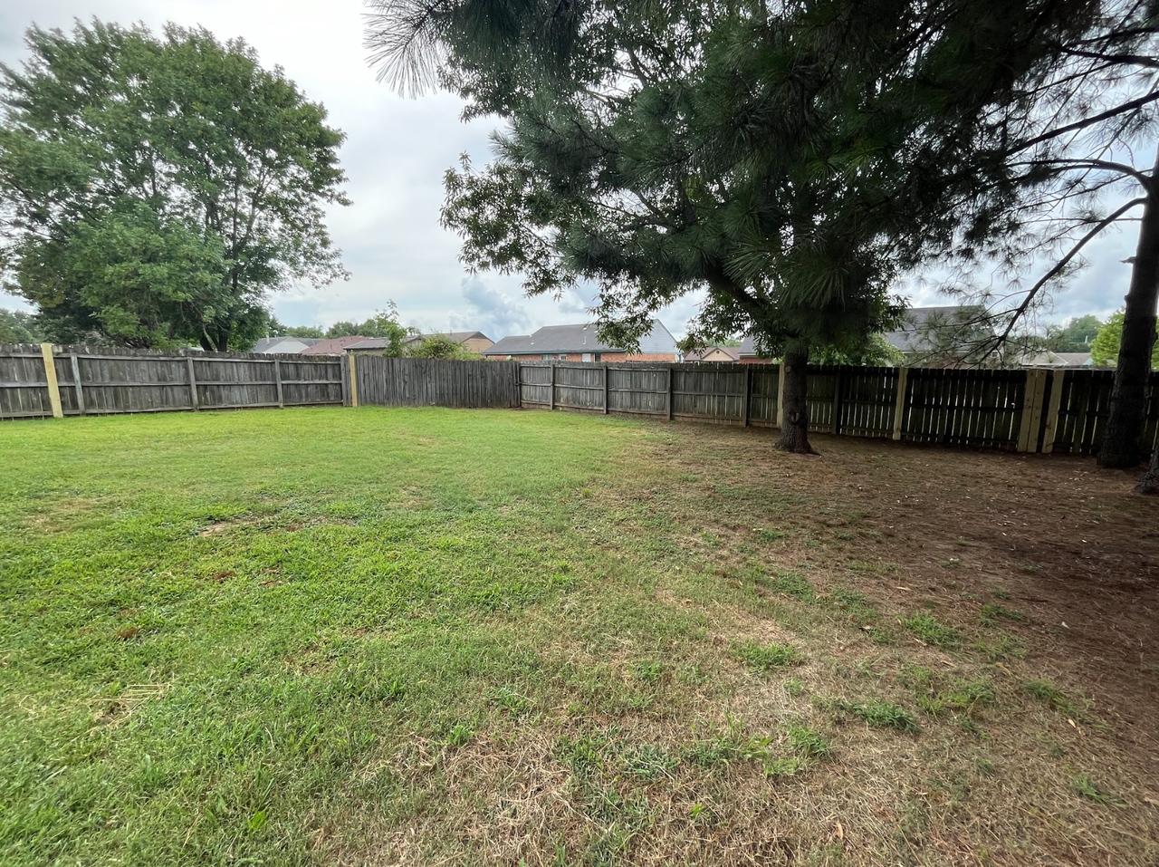 4174 Highgate Dr - Photo 3 of 15
