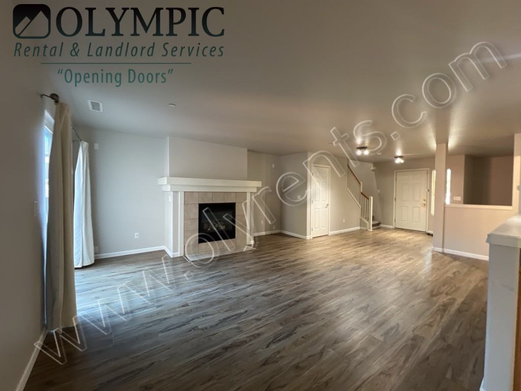 1162 Griggs St - Photo 2 of 25