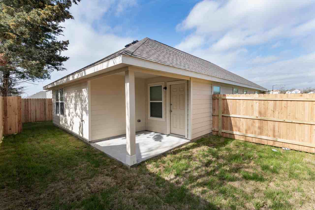 5734 Paseo Pl - Photo 3 of 12