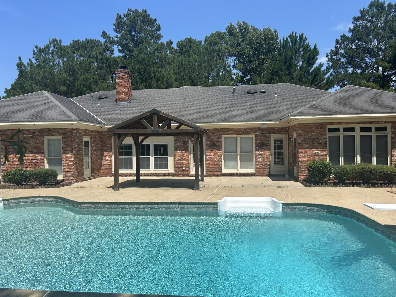 1474 Millington Rd - Photo 3 of 19