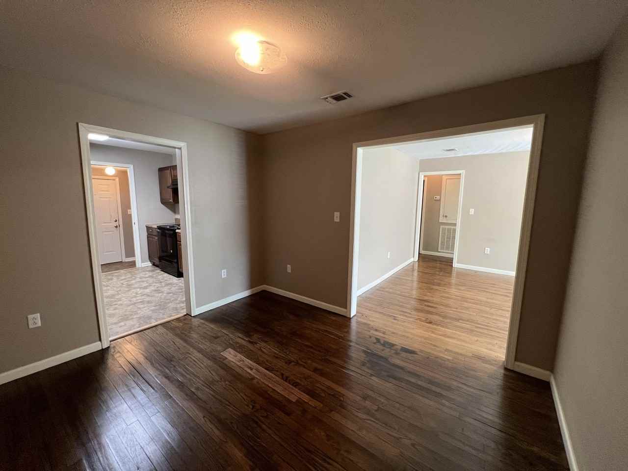 515 Melba Ave - Photo 4 of 16