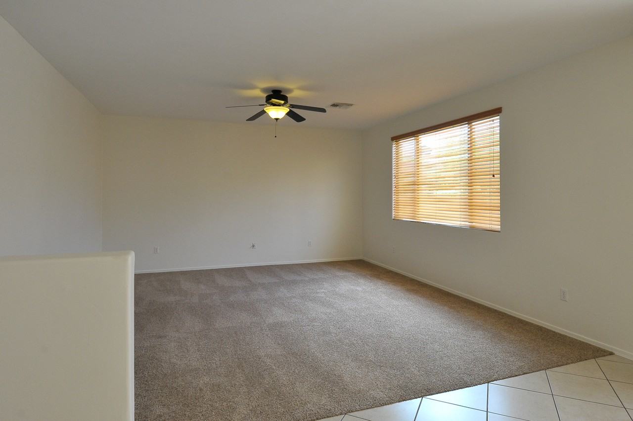 3582 W Goshen Dr - Photo 5 of 40