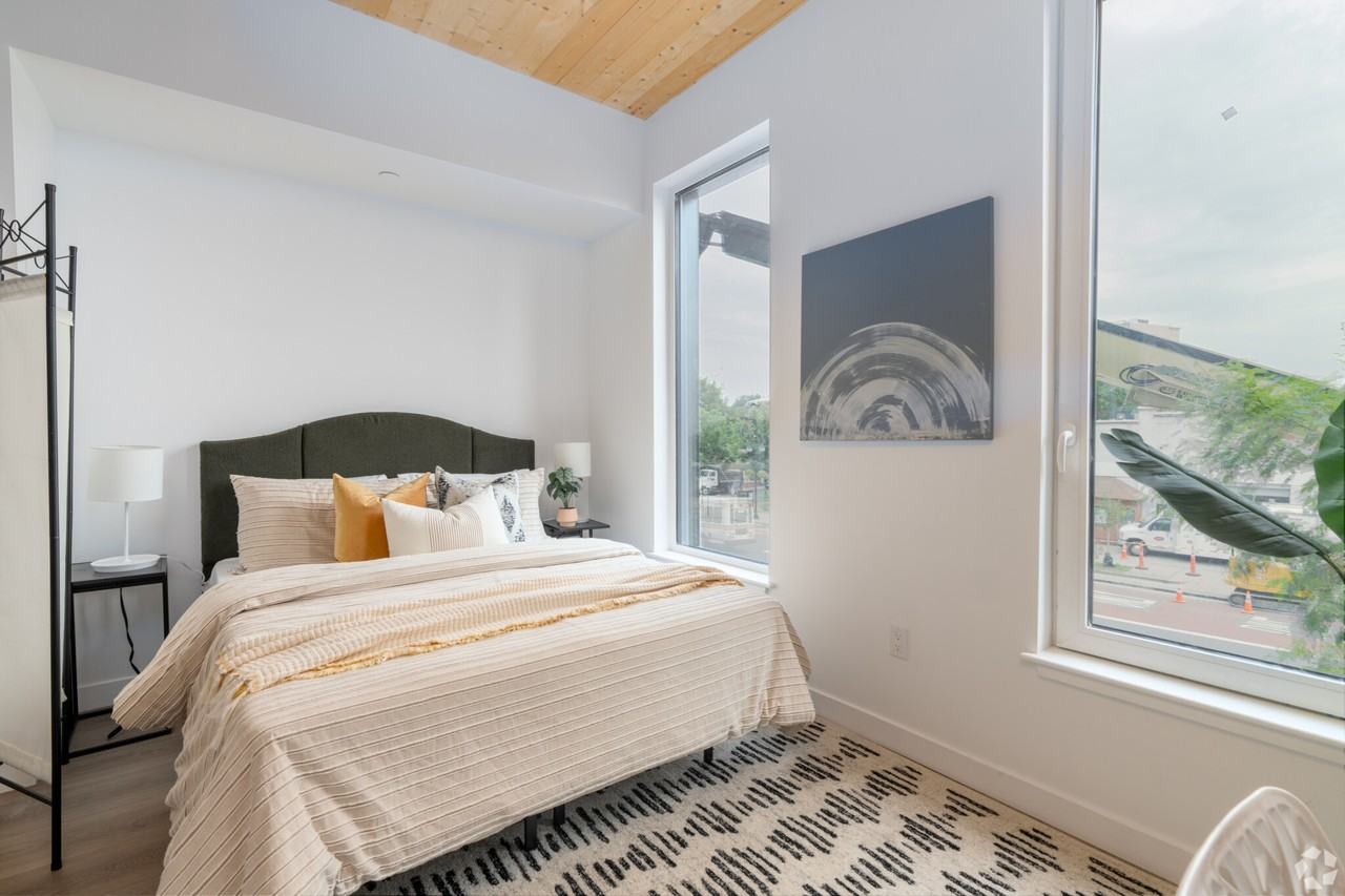 154 Broadway #202 - Photo 6 of 23