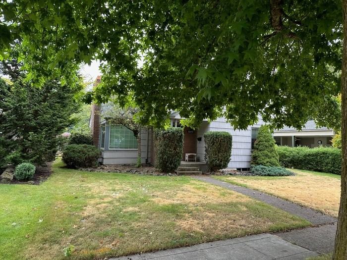 1308 24th Ave - Photo 2 of 2