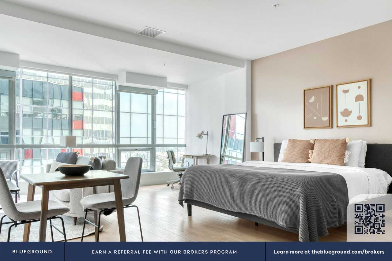 3540 Wilshire Blvd #875 - Photo 4 of 50