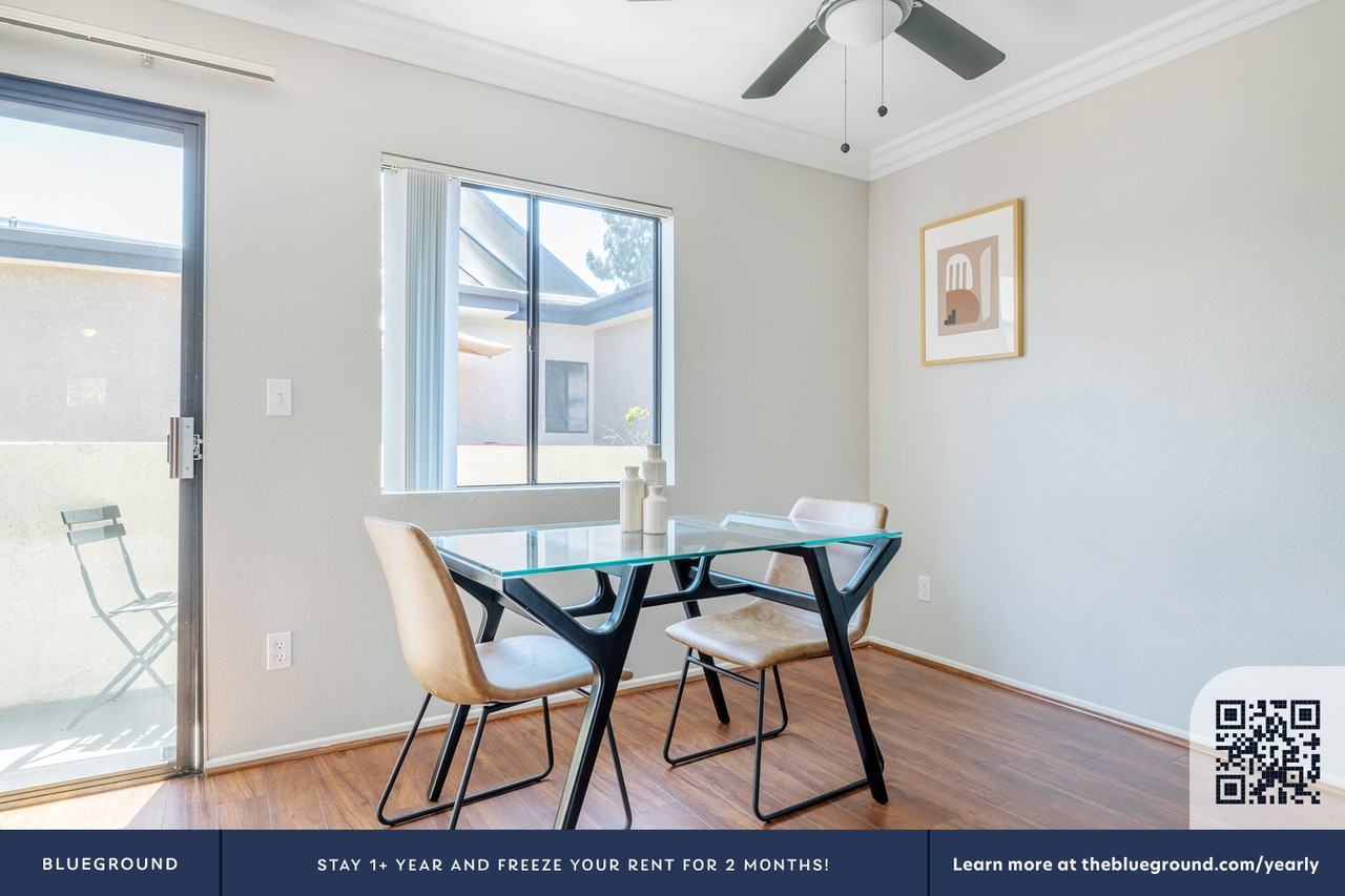 13220 Riverside Dr #463 - Photo 7 of 32