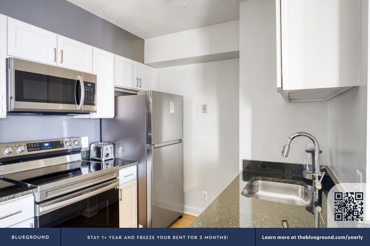 4650 Washington Boulevard - Photo 7 of 21