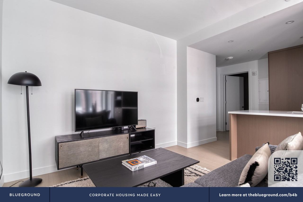 390 Harrison Avenue - Photo 6 of 43