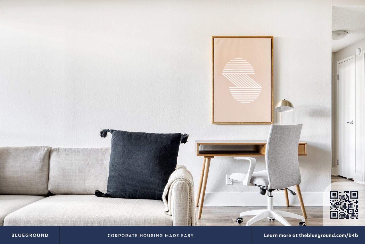 501 Forest Avenue - Photo 5 of 36