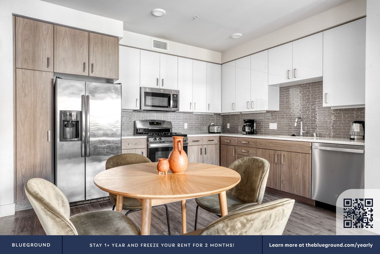 3645 Haven Avenue - Photo 7 of 40