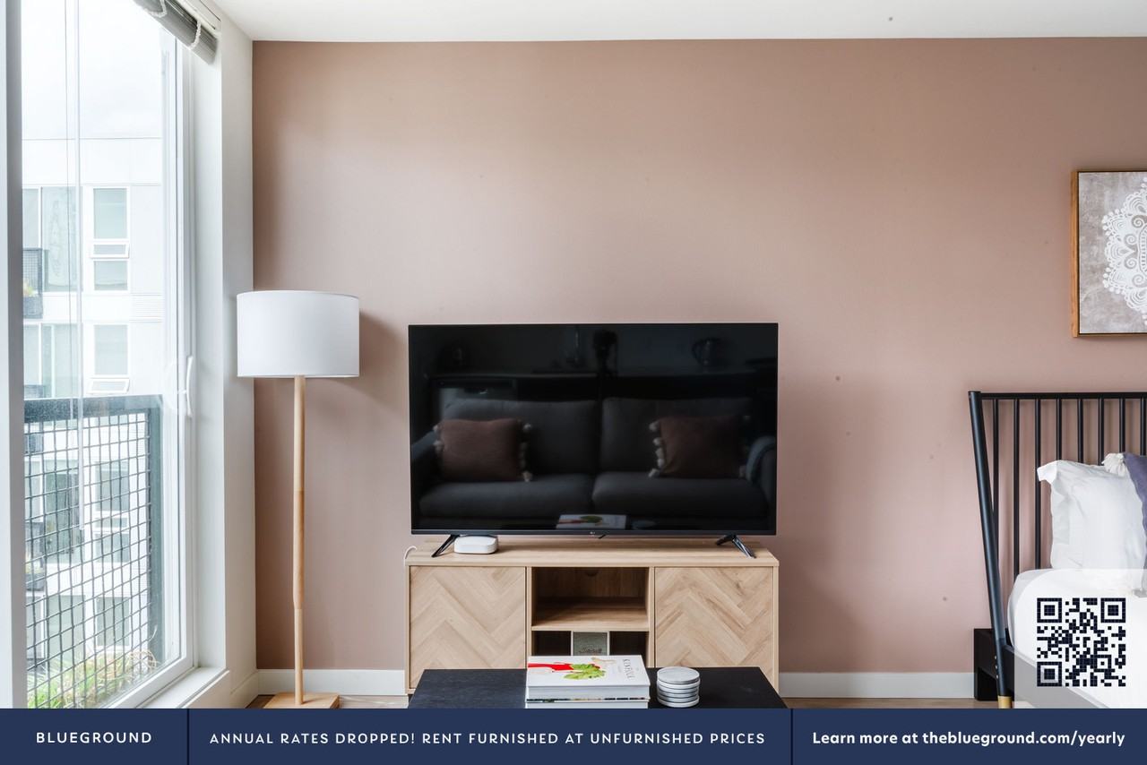 1122 23rd Avenue - Photo 4 of 61