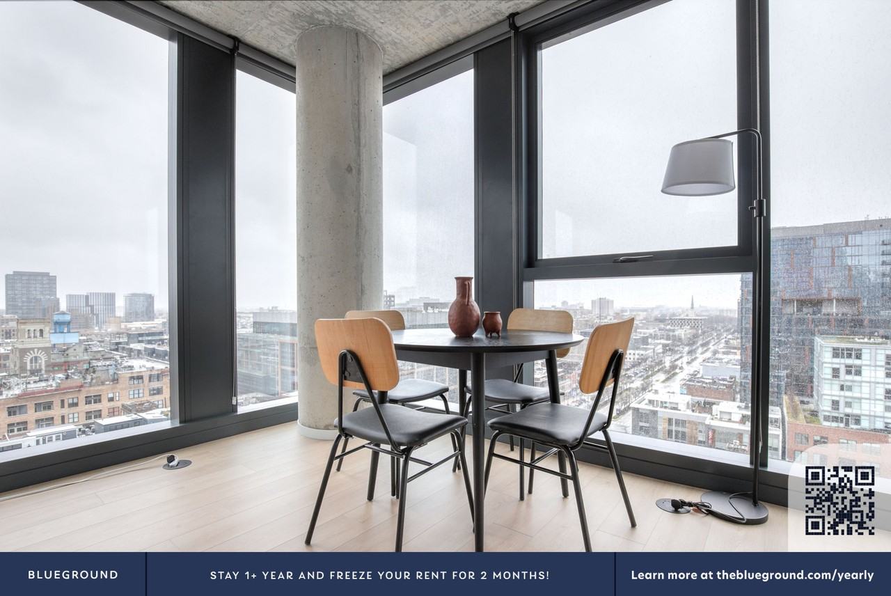 160 North Morgan Street - Photo 7 of 22