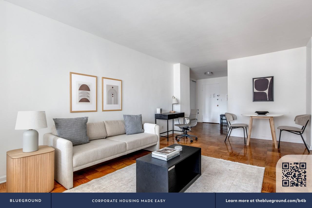 315 East 86th Street - Photo 6 of 56