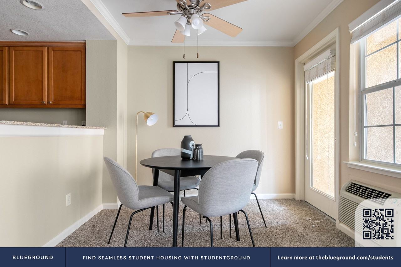 1512 Vista Club Circle - Photo 7 of 49