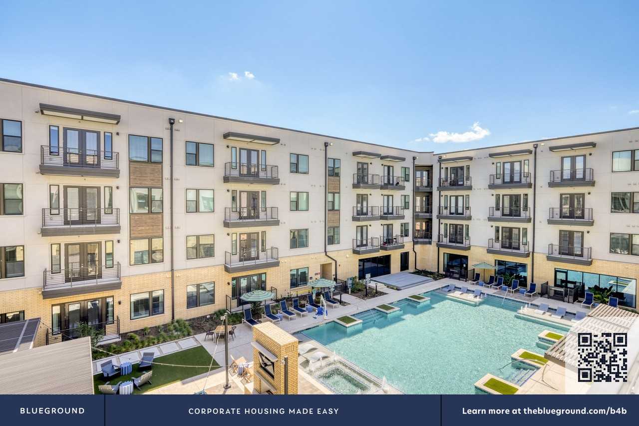 212 West Highland Mall Boulevard - Photo 5 of 45