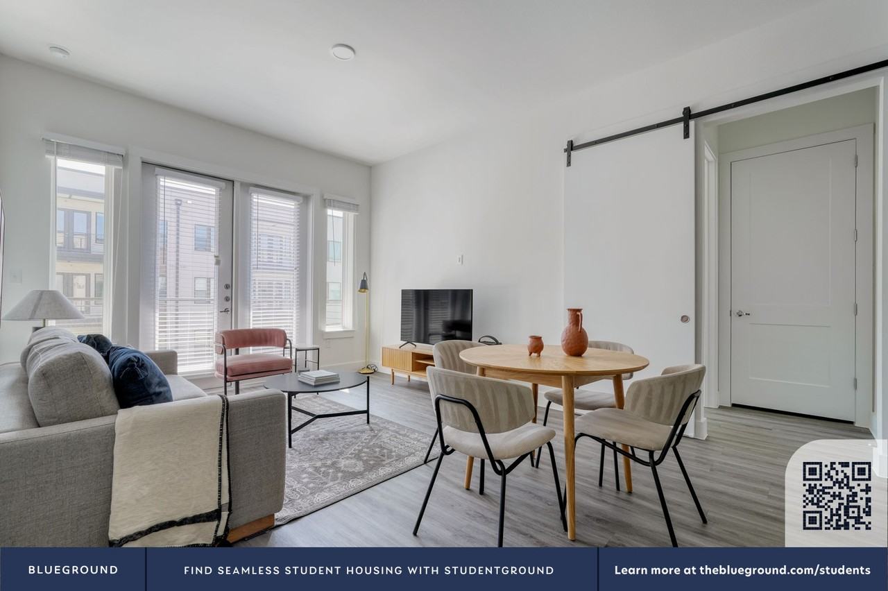 212 West Highland Mall Boulevard - Photo 6 of 45