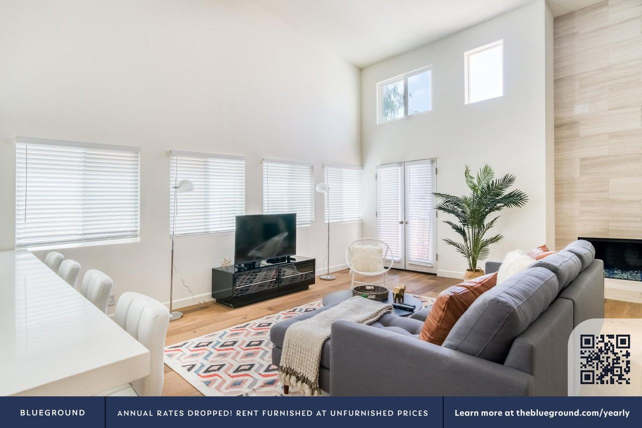 24 Catamaran St #1149 - Photo 3 of 21