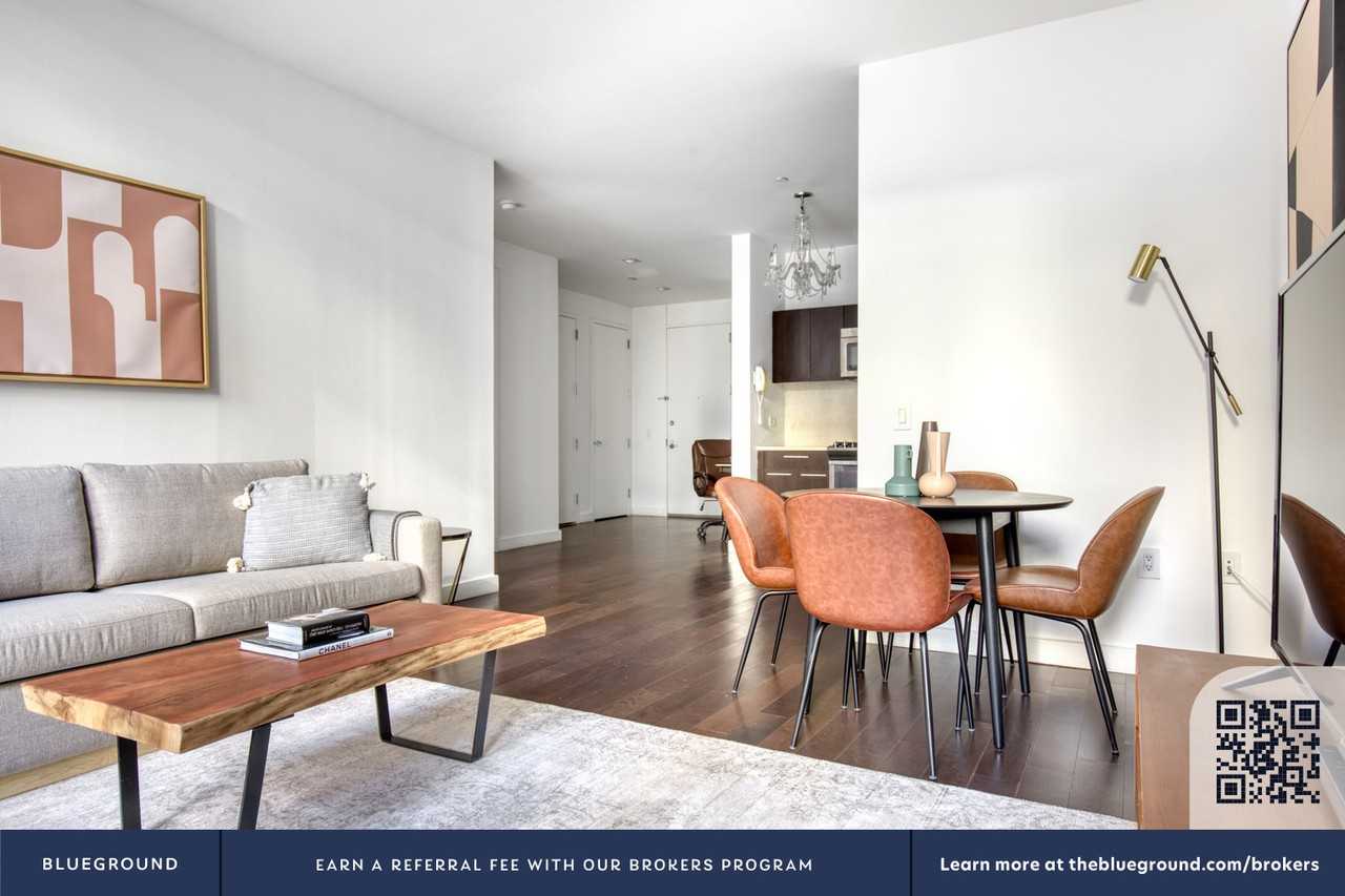 95 Wall Street - Photo 5 of 39