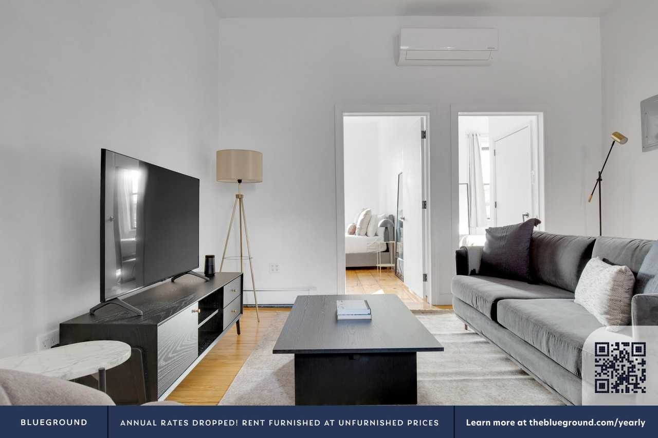 231 Kent Ave #707 - Photo 3 of 27