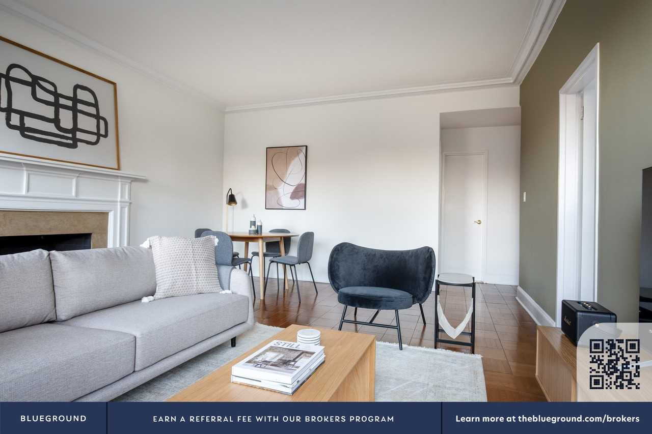 952 5th Avenue - Photo 4 of 21