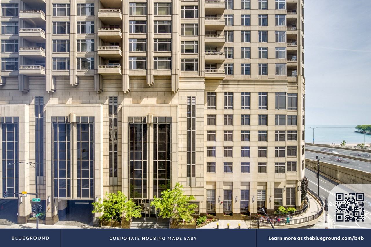500 North Lake Shore Drive - Photo 6 of 35