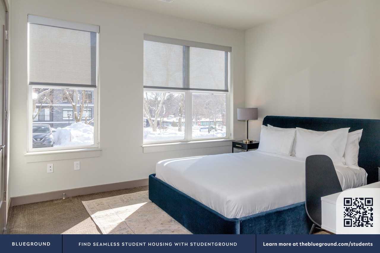 32 Second Avenue - Photo 7 of 52