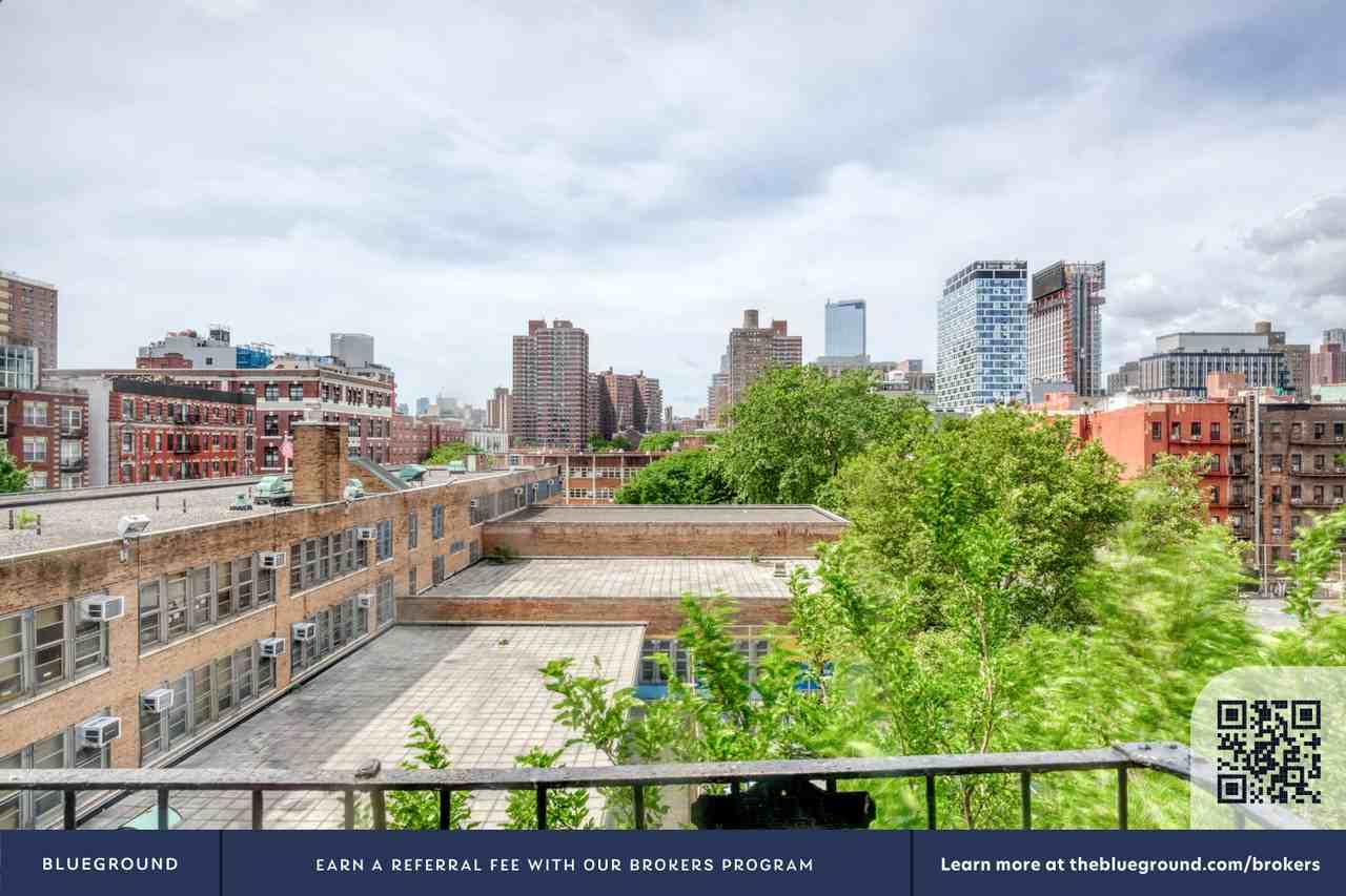 195 Stanton Street - Photo 4 of 19