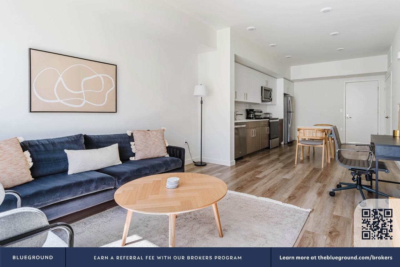 22271 Foothill Boulevard - Photo 5 of 41