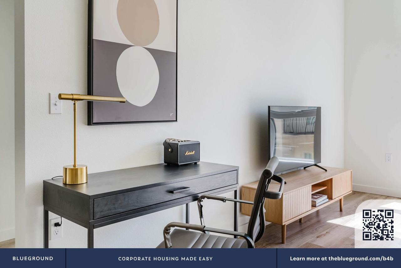 22271 Foothill Boulevard - Photo 6 of 41