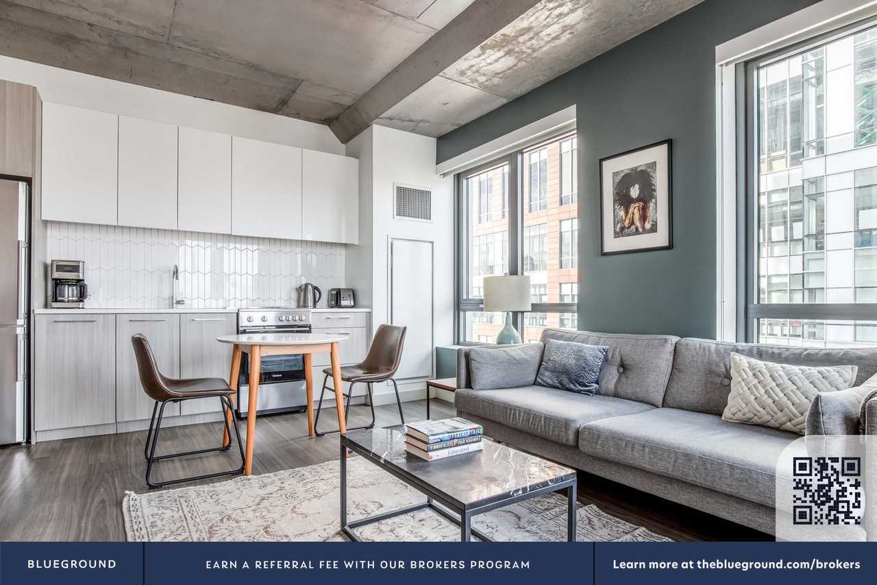 88 Ames Street - Photo 5 of 31