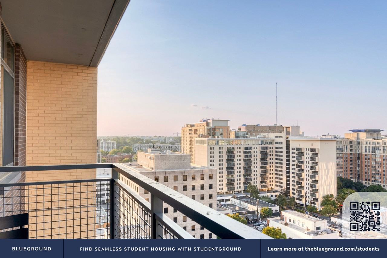 4918 Saint Elmo Avenue - Photo 6 of 40