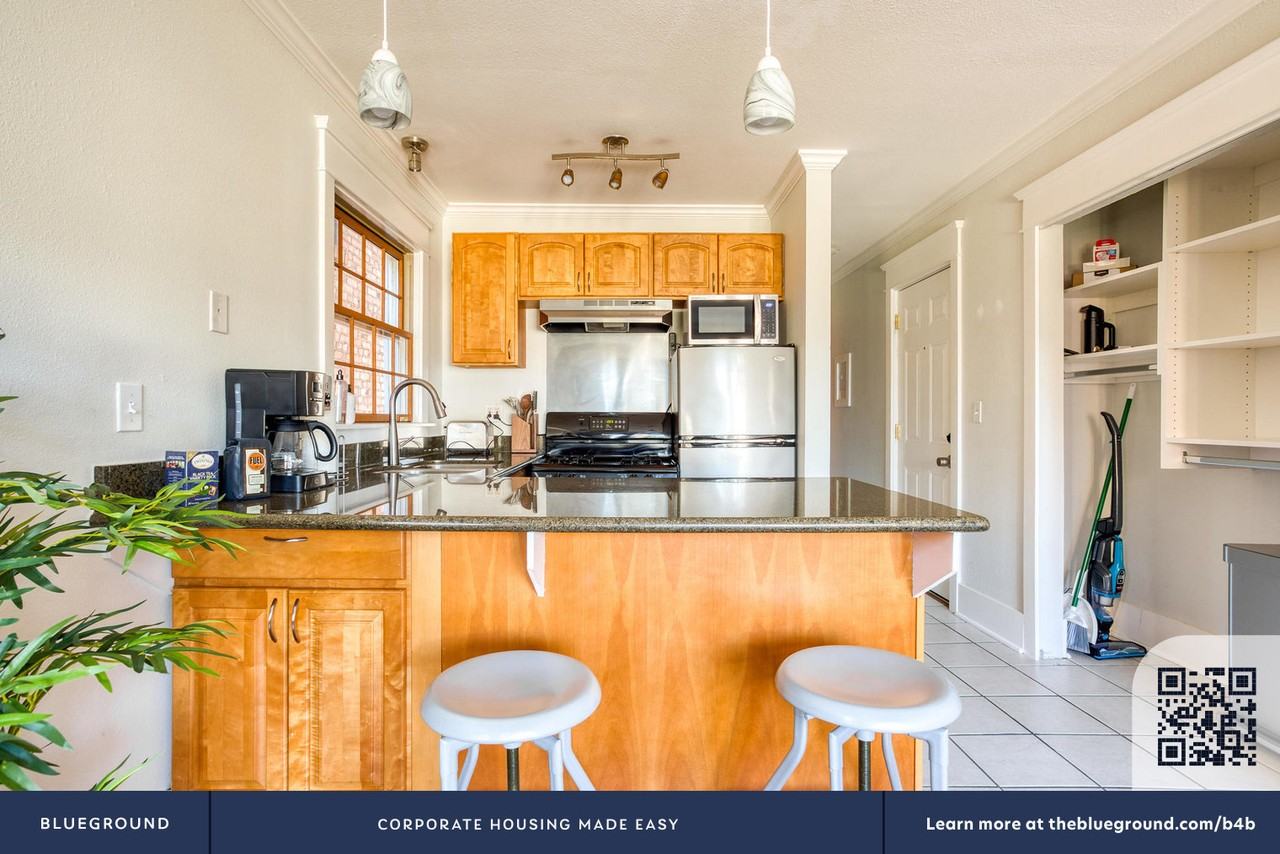 213 17th Ave E #683 - Photo 5 of 11