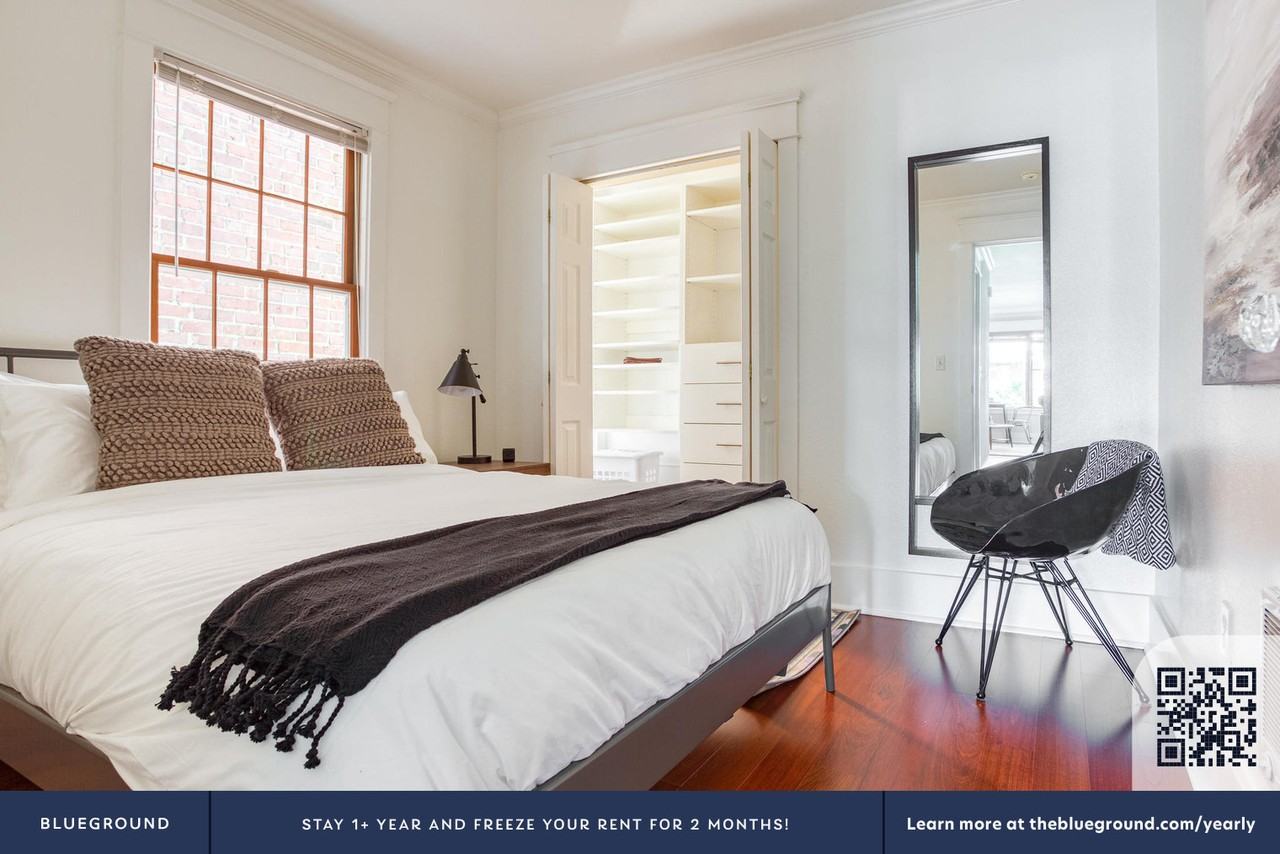 213 17th Ave E #683 - Photo 7 of 11