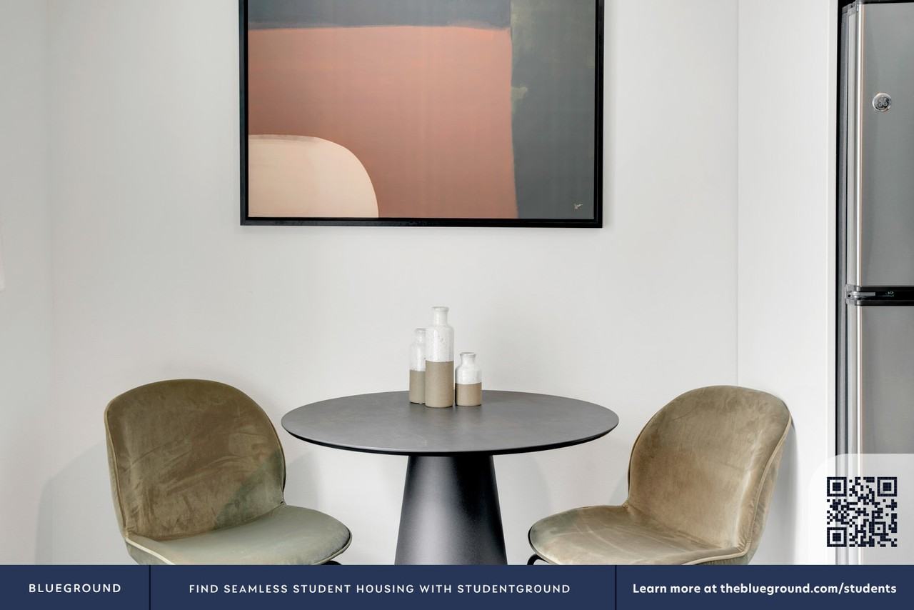 221 Minor Ave N #375 - Photo 7 of 28