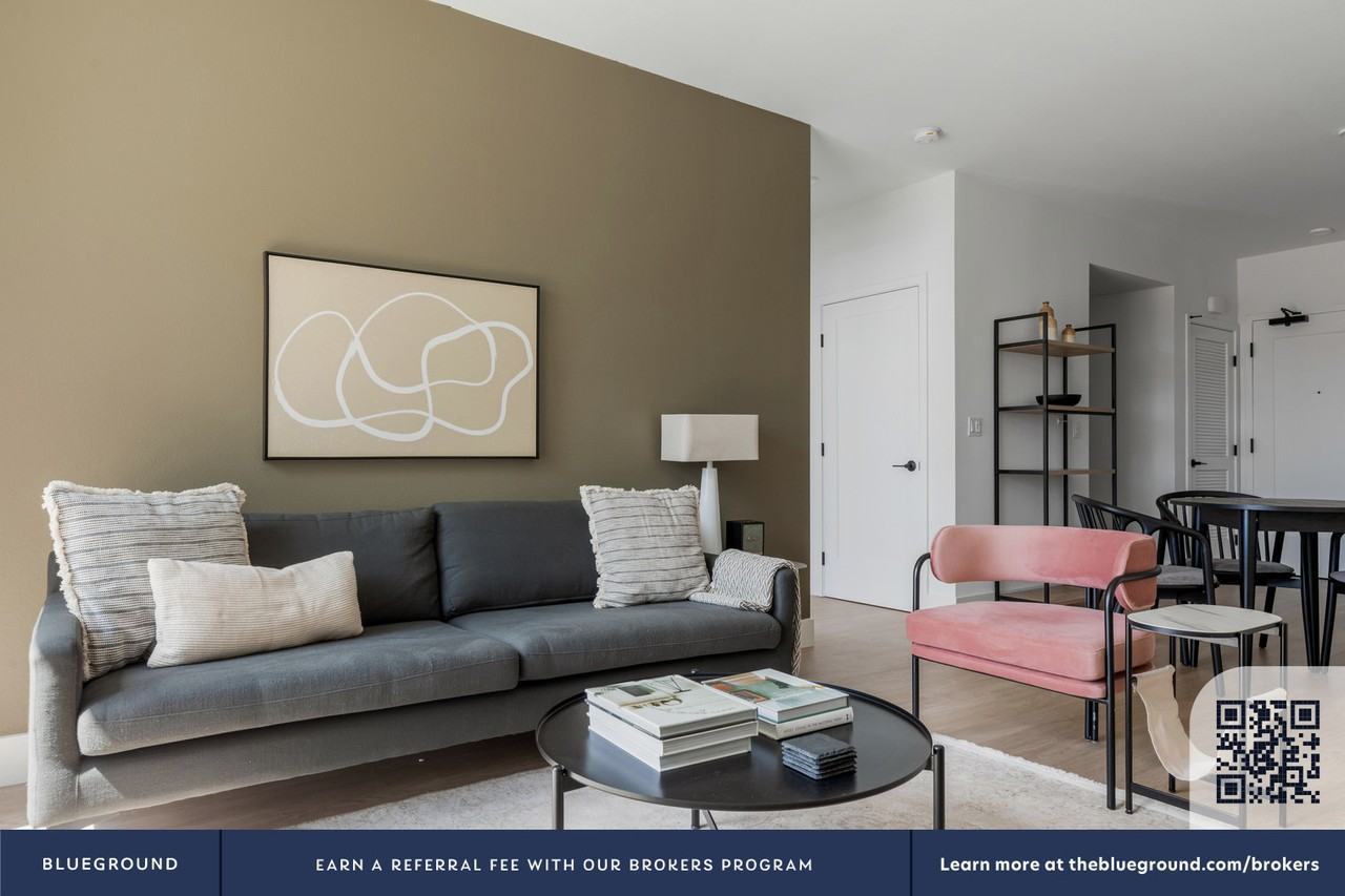 4353 Park Boulevard - Photo 4 of 45