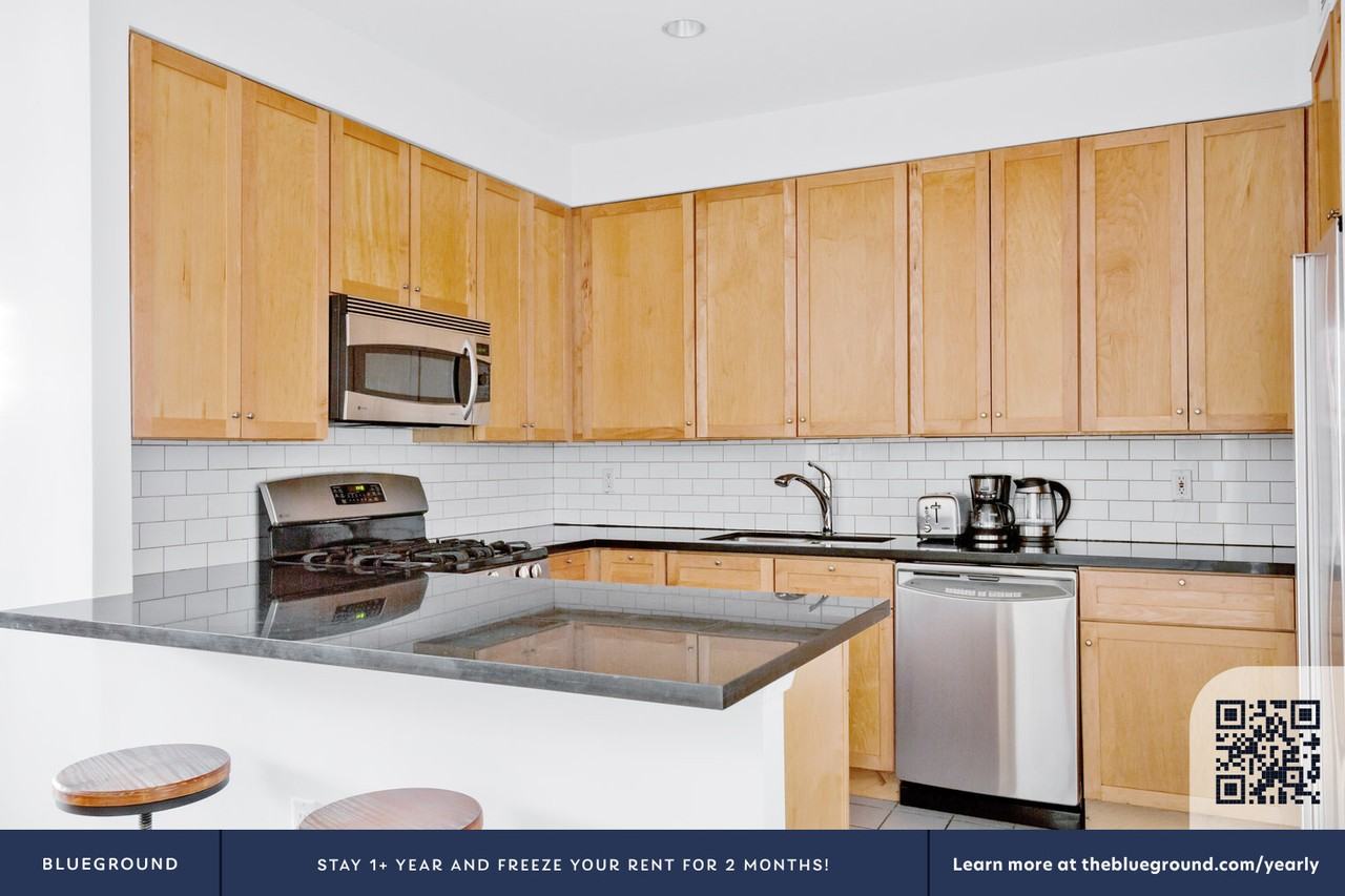 244 East 86th Street - Photo 7 of 22