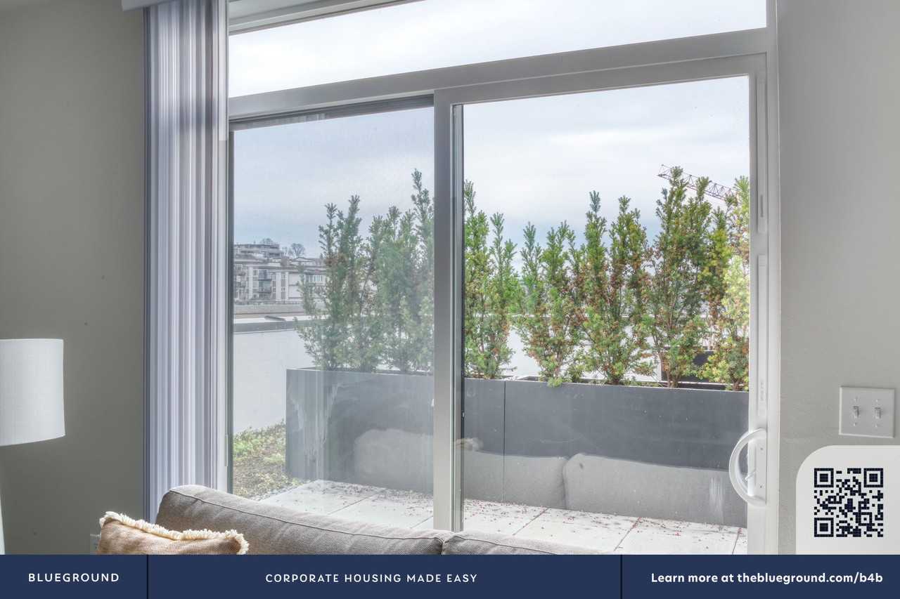 5 West Roy Street - Photo 6 of 39