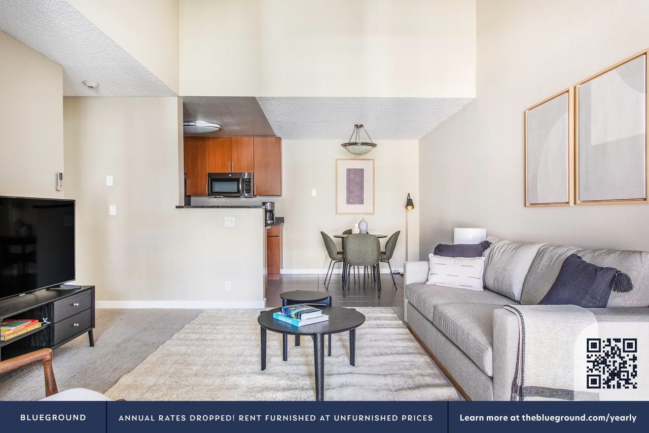 1050 Benton Street - Photo 3 of 22