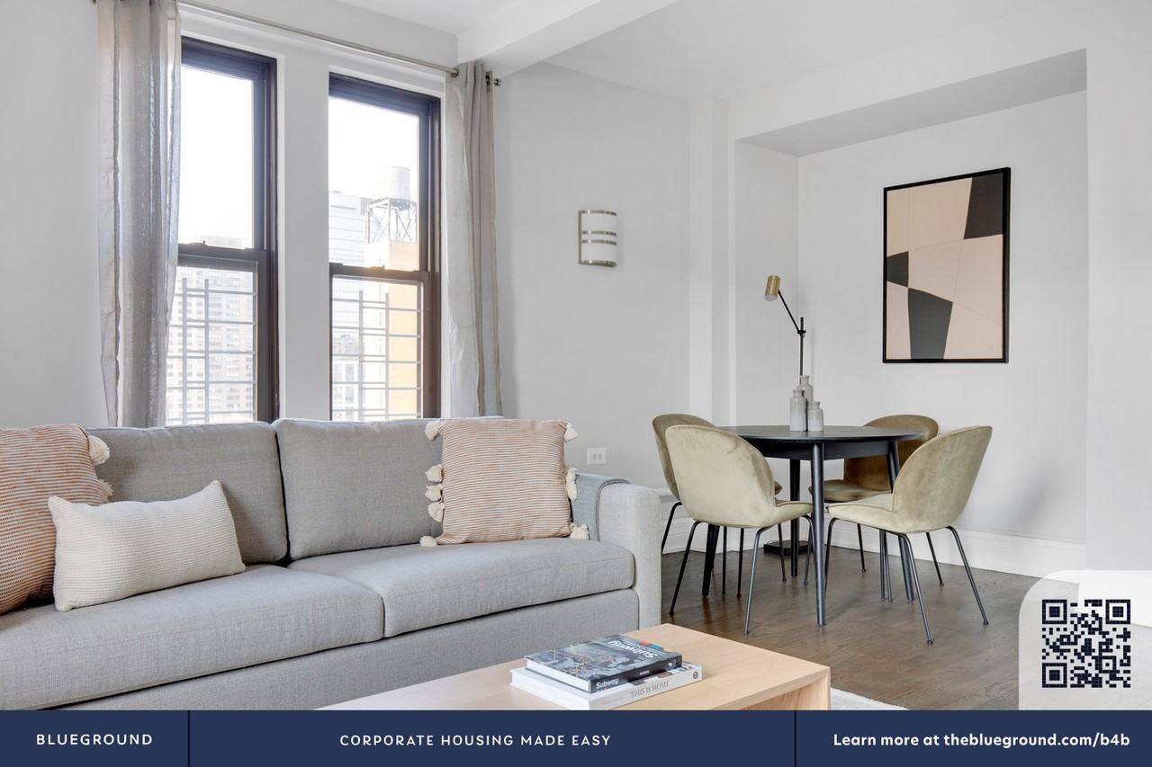 240 West 73rd Street - Photo 6 of 28