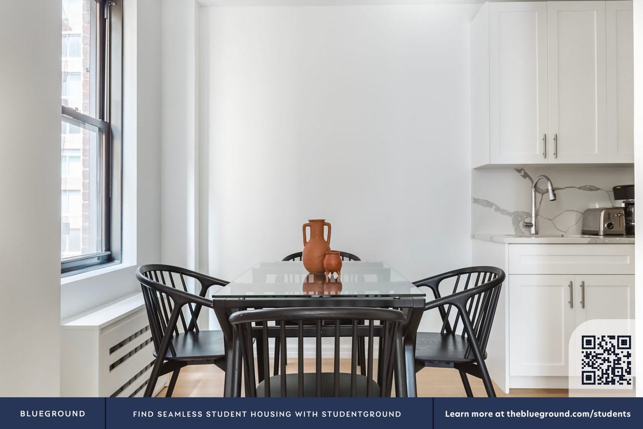 160 East 48th Street - Photo 7 of 37