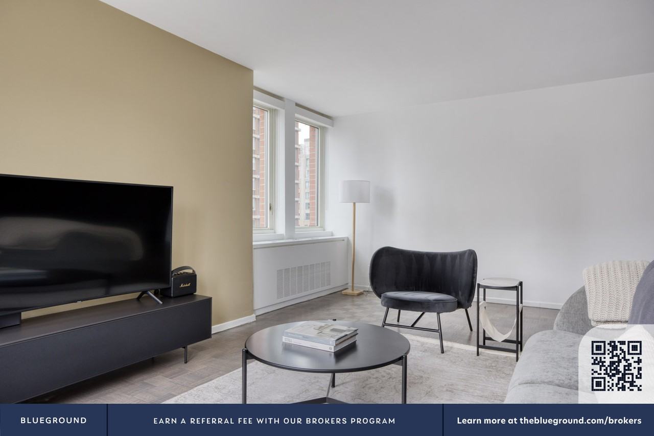 770 Boylston Street - Photo 5 of 31