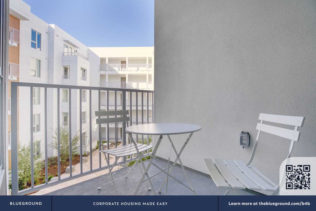 3510 Beacon Ave #980 - Photo 5 of 27