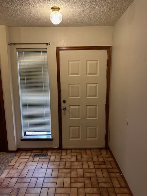 522 Northwest 137th Street - Photo 3 of 17