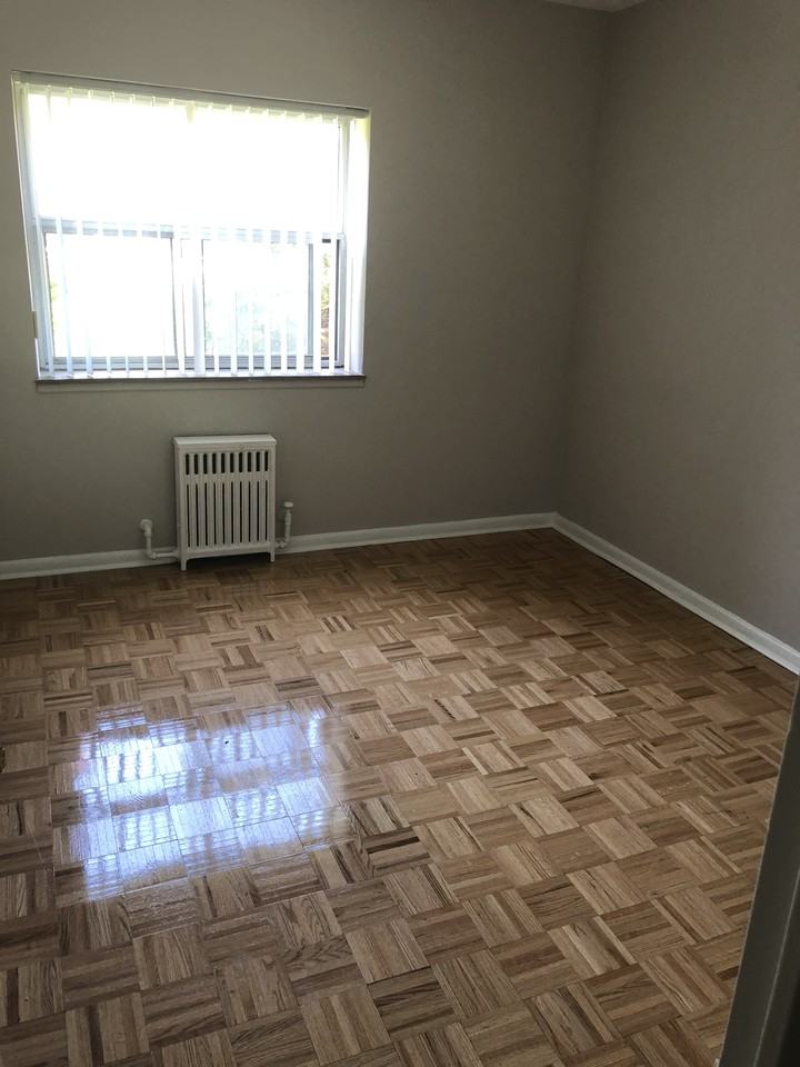 1 Heatherdale Road - Photo 7 of 8