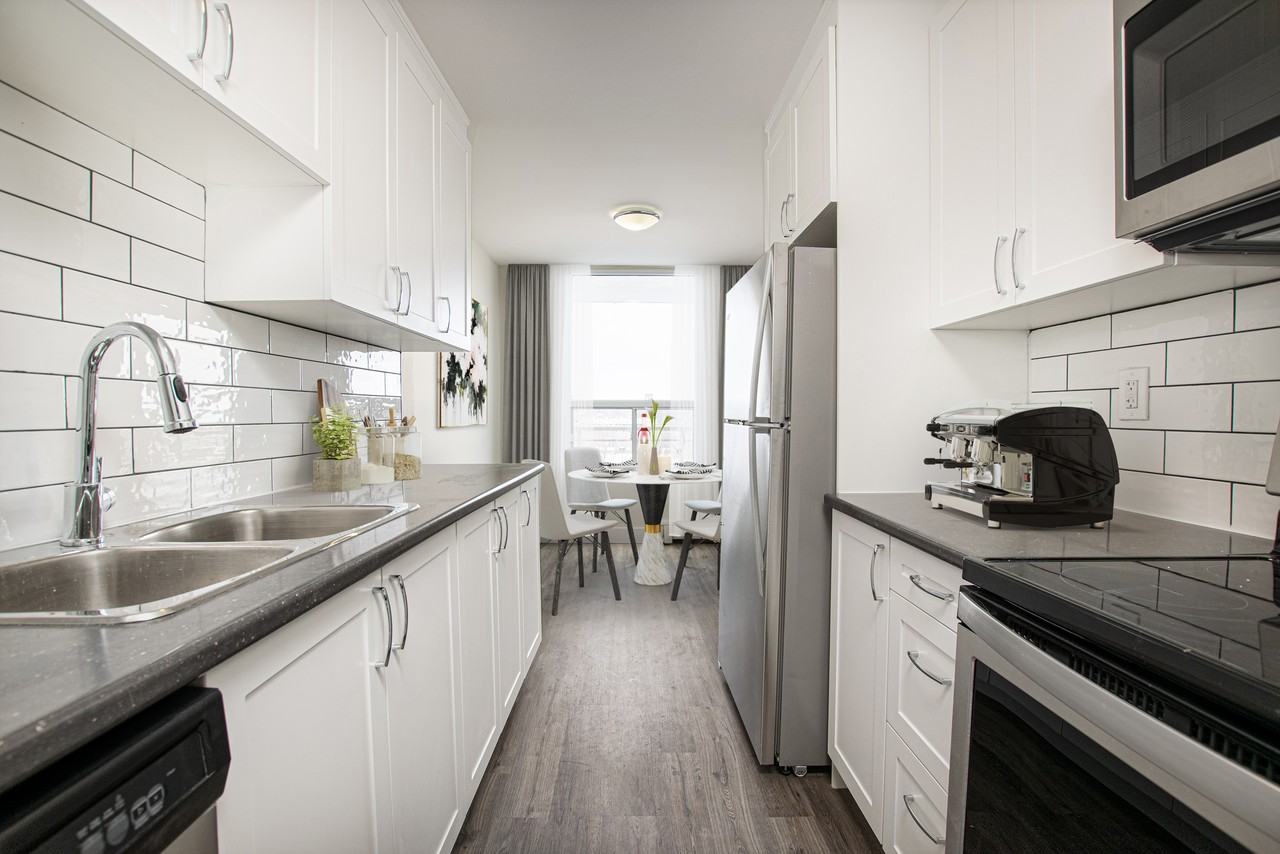520-560 Mornington Avenue - Photo 2 of 6