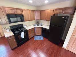 featured image of 1050 Laurel Tree Ct