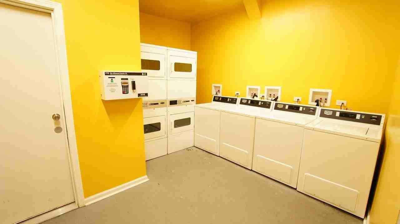 1627 Humboldt - Photo 2 of 50